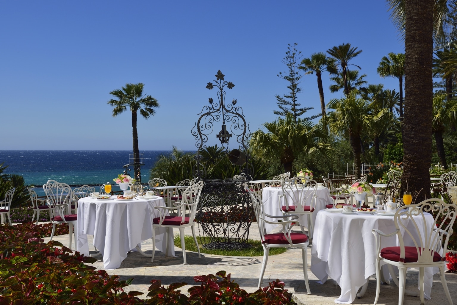 Ligurien Sanremo Hotel Royal Meer Riviera Blick Panorama Terrasse Frühstück