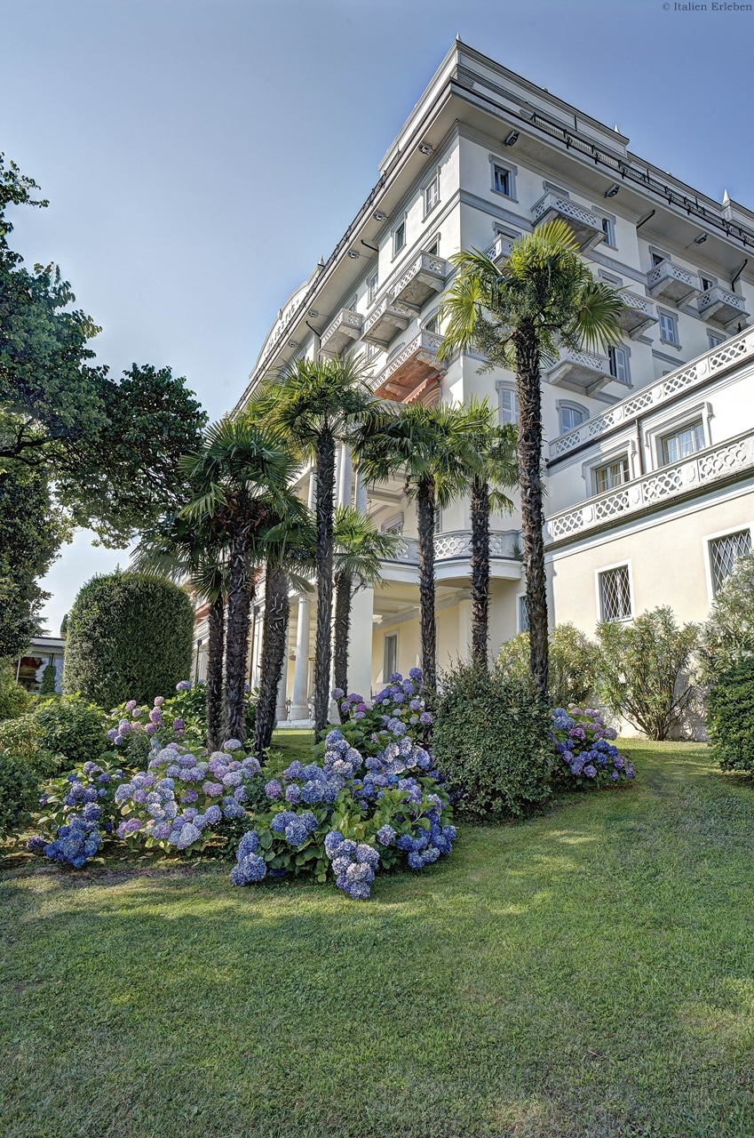Piemont Grand Hotel Majestic Verbania Lago Magiore See Garten Seeblick Palmen Blumen