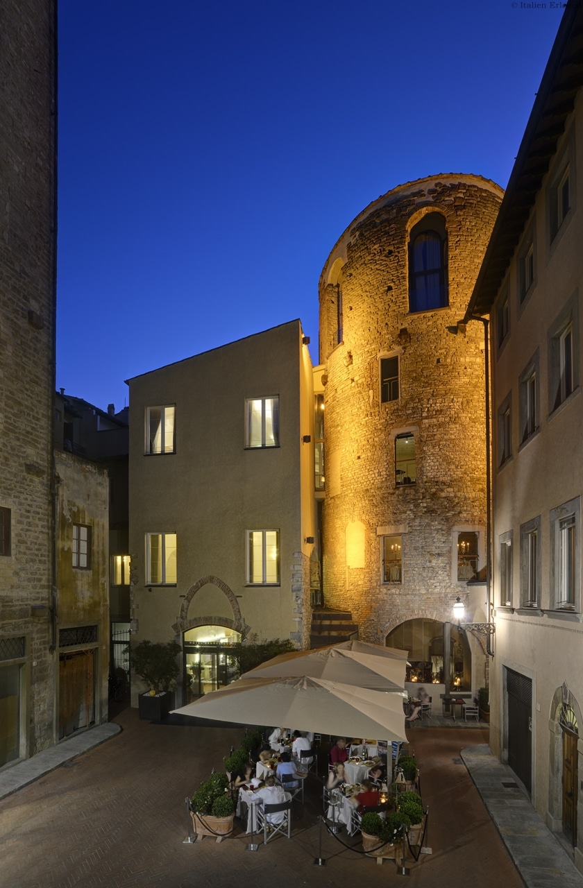 Toskana Florenz Hotel Brunelleschi Innenstadt Altstadt historisch Dom Fassade
