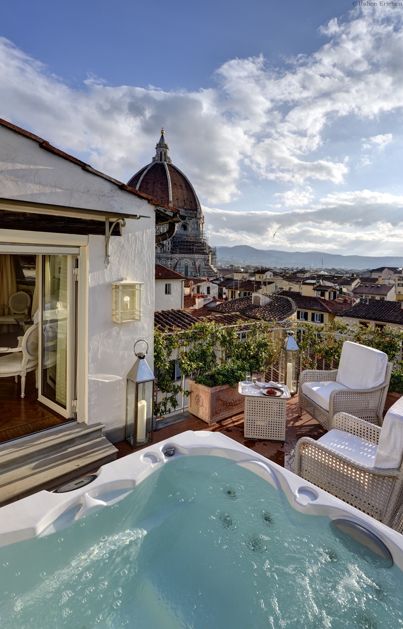 Toskana Florenz Hotel Brunelleschi Innenstadt Altstadt historisch Dom Suite Jacuzzi