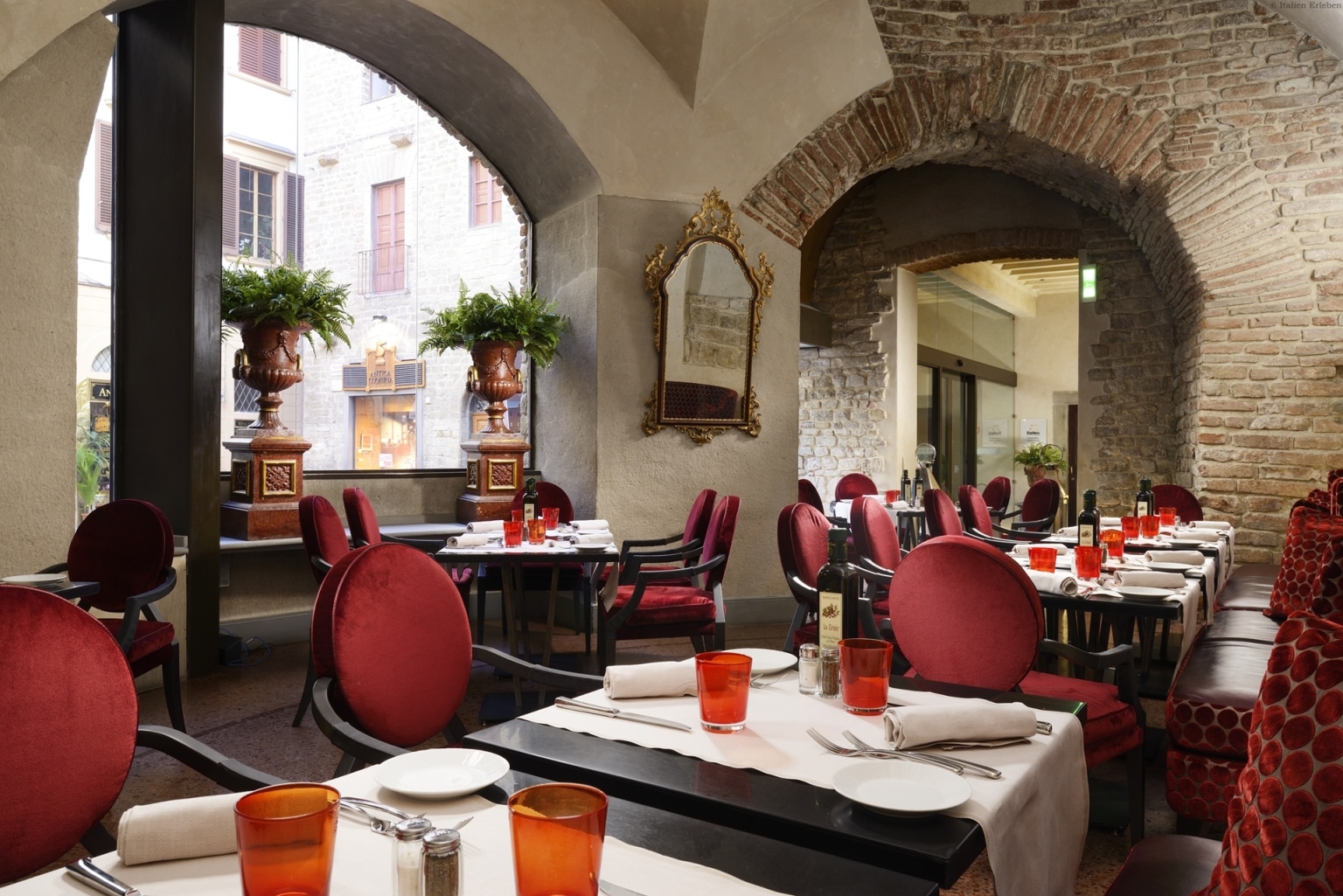 Toskana Florenz Hotel Brunelleschi Innenstadt Altstadt historisch Dom Restaurant Osteria