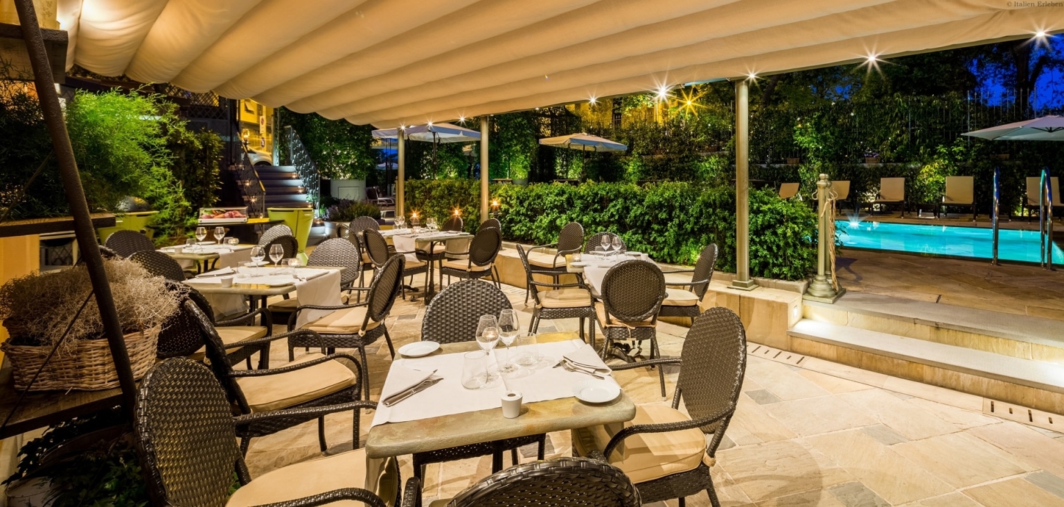 Toskana Florenz Hotel Ville sull'Arno direkt Arno Fluss nahe Altstadt historisch Stadtrand gut erreichbar Restaurant außen Terrasse