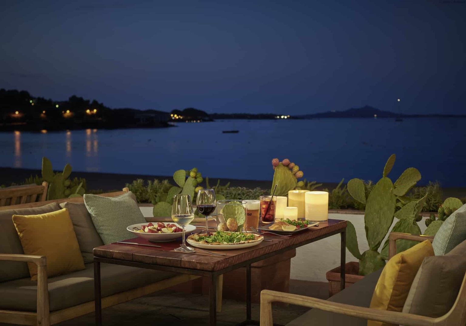 Sardinien Villa del Golfo Lifestyle Resort Cannigione Hotel Bucht Nord Meer Meerblick Panorama Terrasse Restaurant