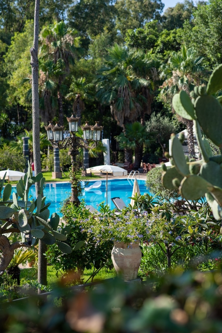 Sizilien Castello San Marco Charming Hotel Calatabiano Meer Strand Pool Schloss Garten