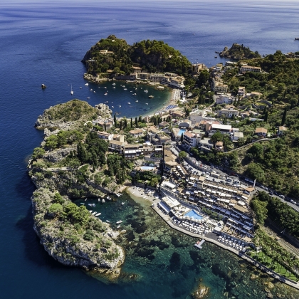 Sizilien Hotel Atlantis Bay Taormina Mare Bucht direkt Meer Swimming Pool Terrasse Ansicht