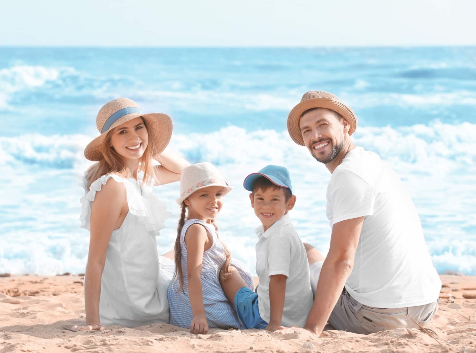 Impressionen Familie Kinder Familienurlaub Urlaub gemeinsam Familienzeit Strand Meer Sand Sonne Sommer