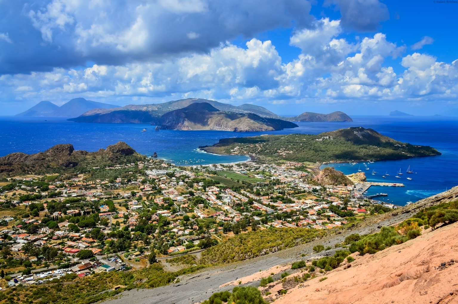 Italien Unesco Weltkulturerbe Sizilien Äolische Liparische Inseln Panorama